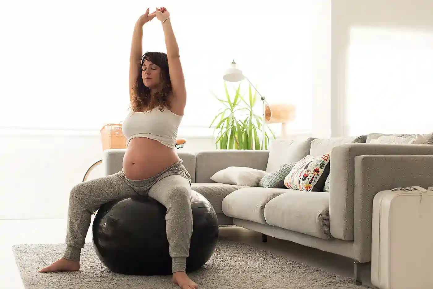 How to Support Your Core Safely During Pregnancy Whitley Sands